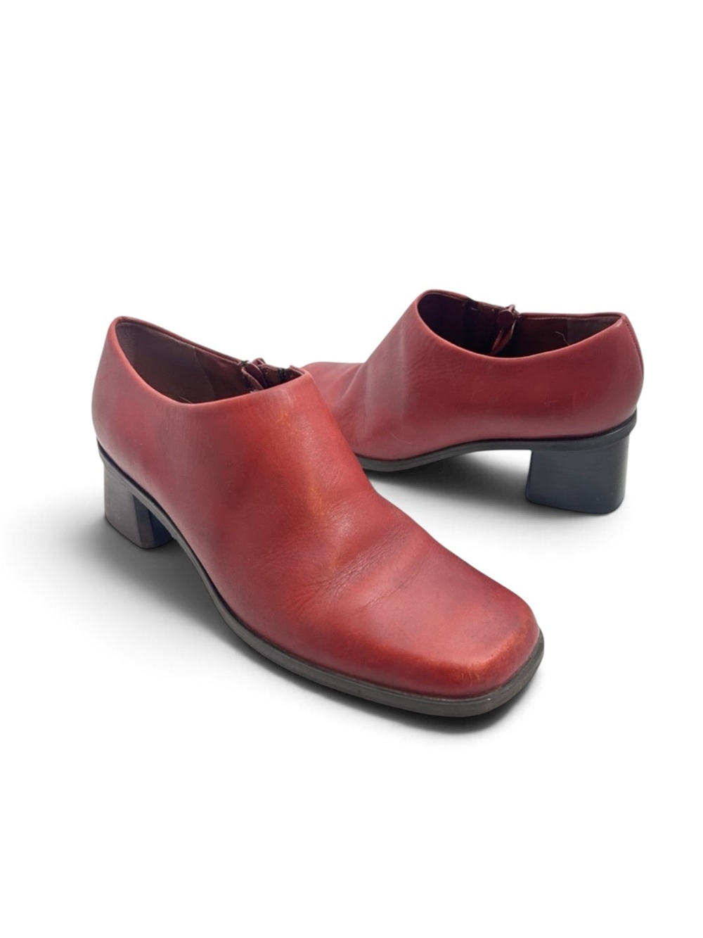 Naturalizer 90s Red Leather Ankle Bootie 8 Friends Rachel Green